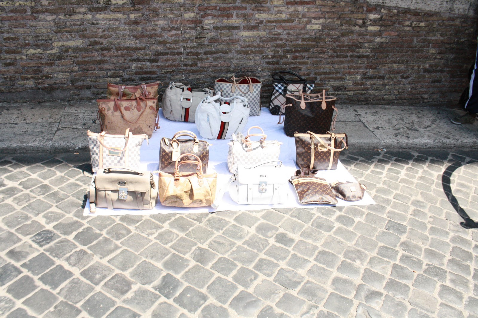 Εκστρατεία κατά των απομιμήσεων