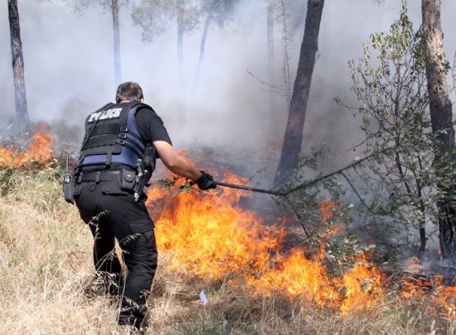 Αναζωπυρώθηκε η φωτιά
