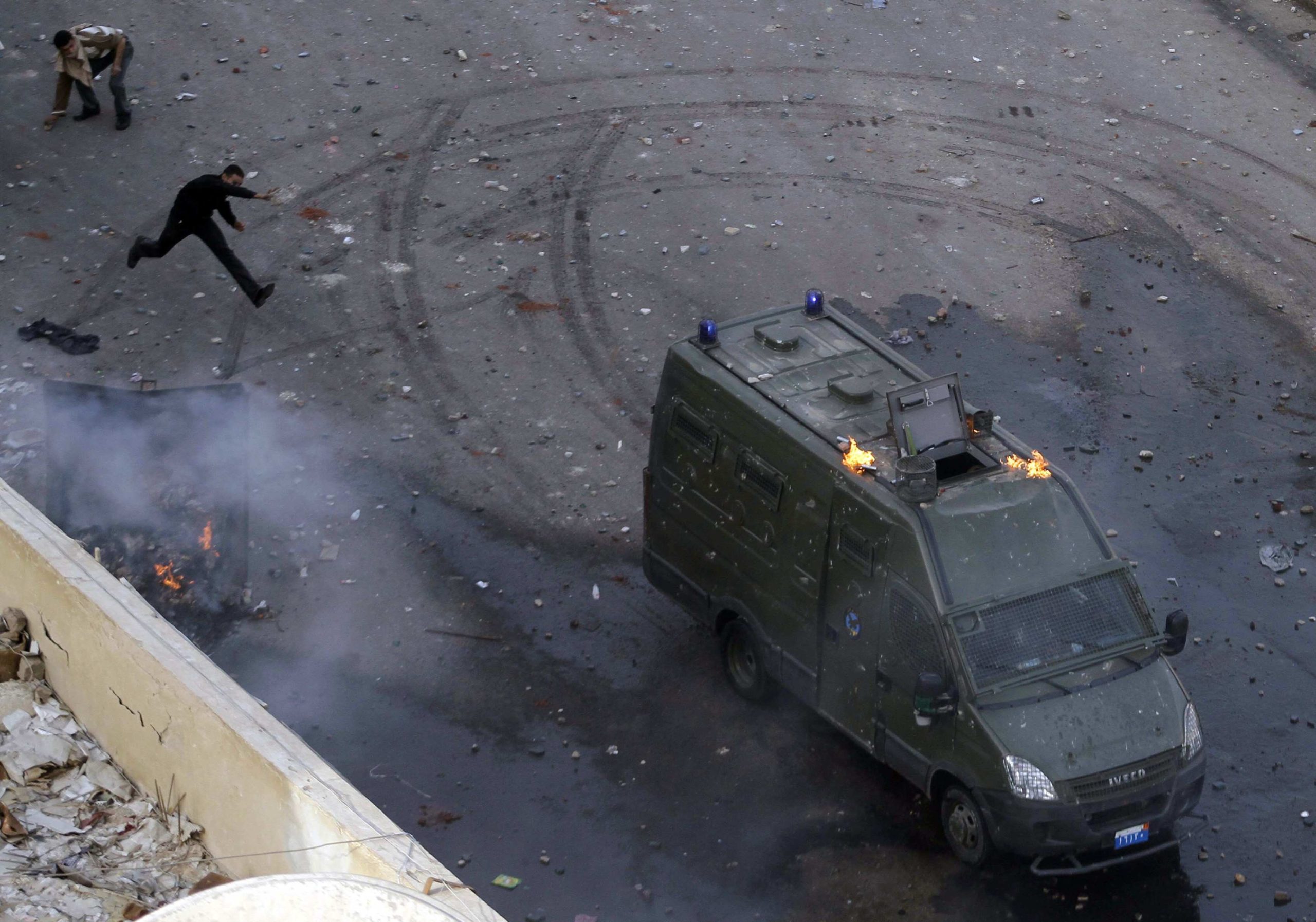 Επέβαλαν στρατιωτικό νόμο