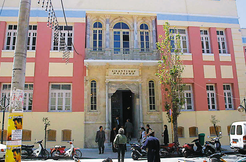 Ένταση στα δικαστήρια Ηρακλείου