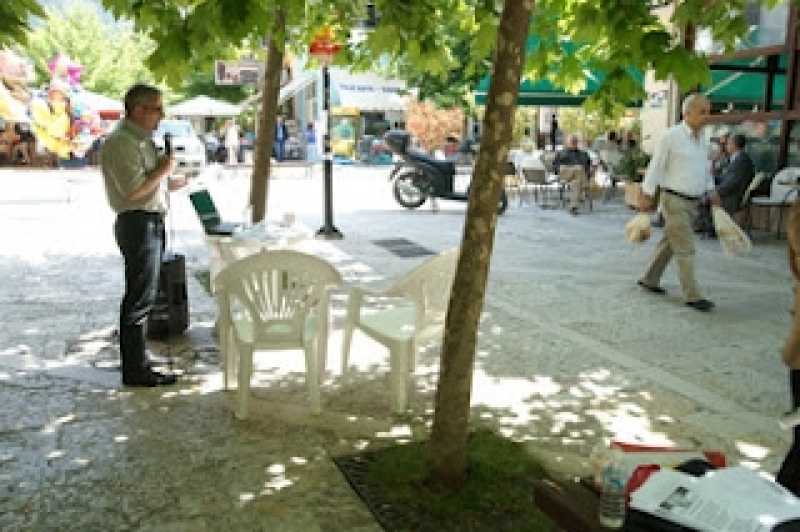 Φοβερό! Αυτός κι ο πλάτανος…