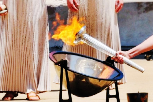 Πρώτος σταθμός η Κρήτη