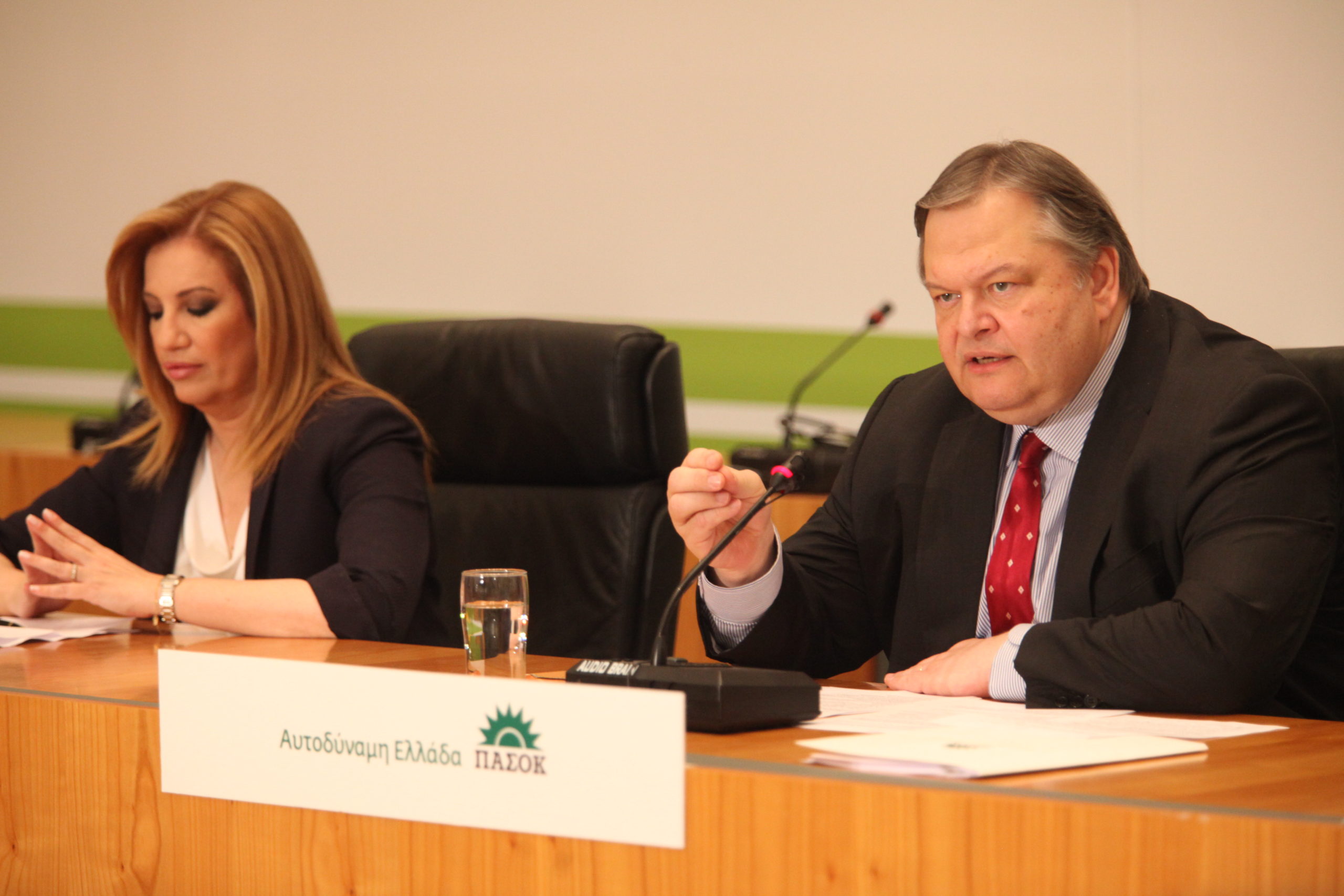 Αντιδράσεις για τον αποκλεισμό