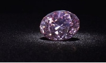 Σπάνιο ροζ διαμάντι