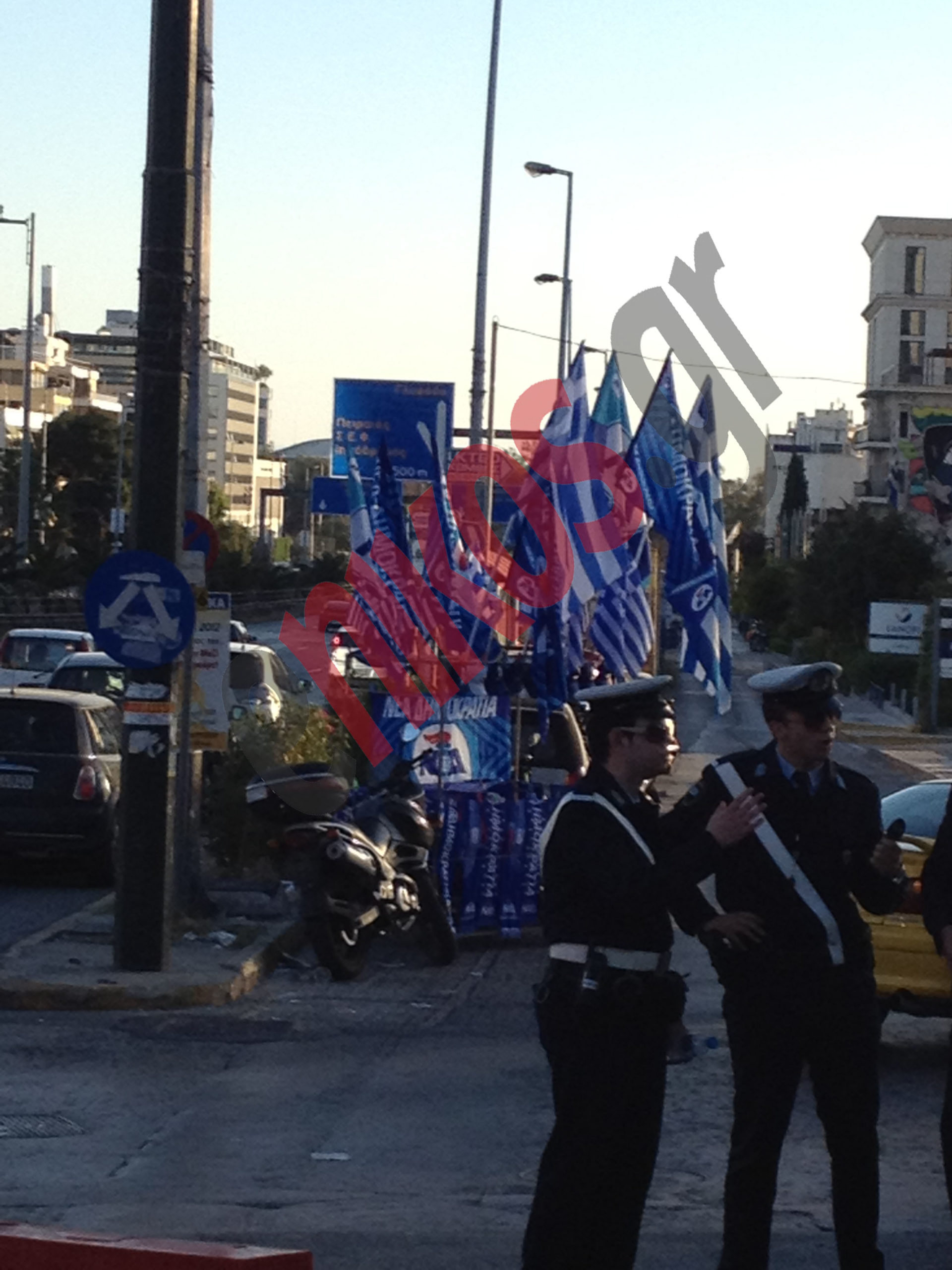 Τώρα- Έξω από τη Συγγρού