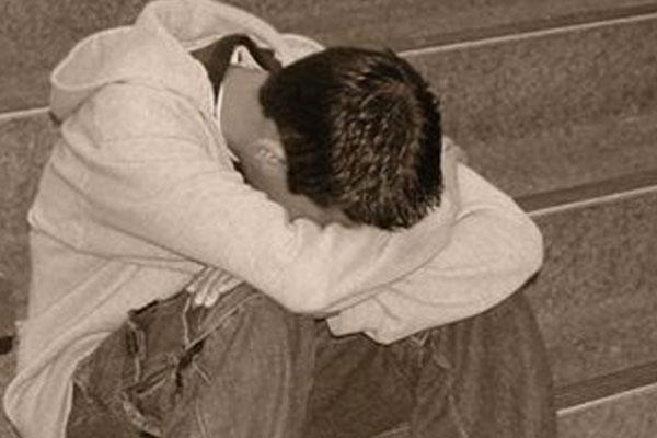 Σοκ!Συνέλαβαν ανθυπασπιστή για βιασμό ανηλίκου