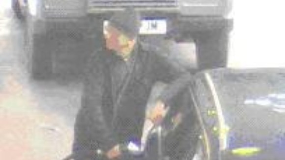 “Φουλάρει” με βενζίνη και το σκάει