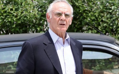 Σε δίκη παραπέμπεται ο Άκης