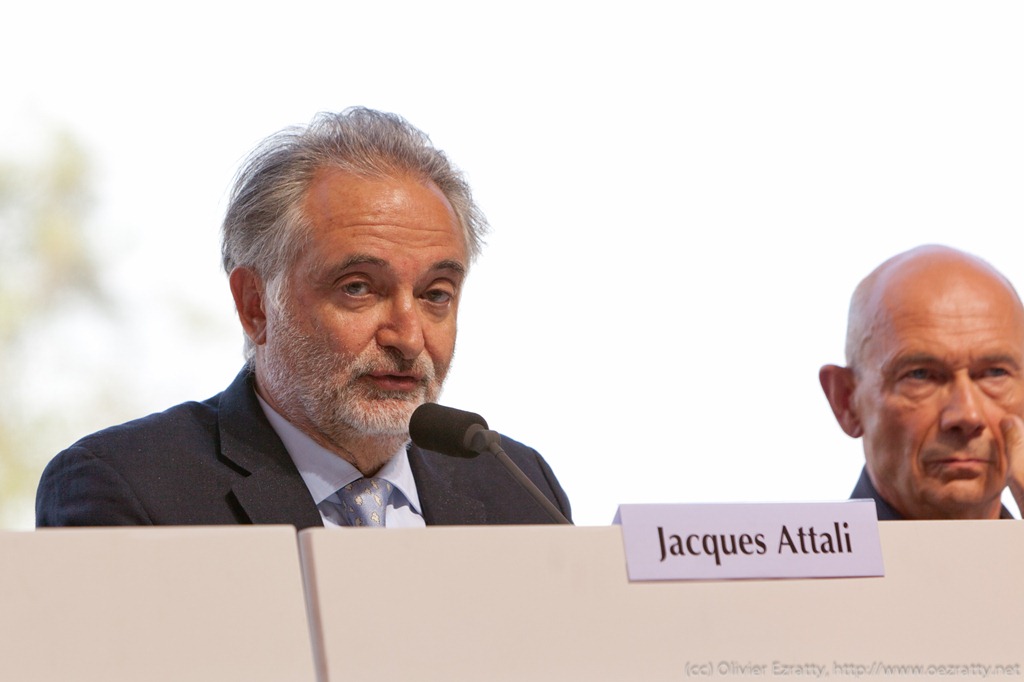 “Χρειαζόμαστε λεφτά για ανάπτυξη”