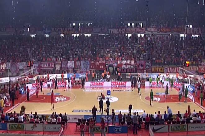 Οι “αιώνιοι” στο παρκέ