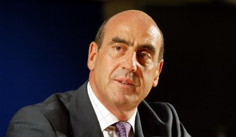 Με ποιον τα “βάζει” ο Βουλγαράκης;