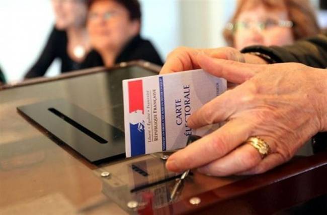 Αυξημένη η προσέλευση των Γάλλων