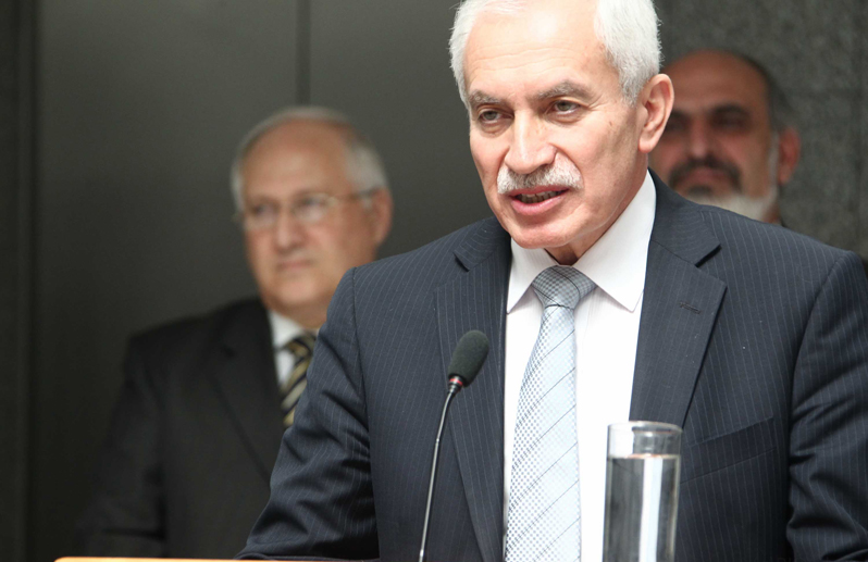 “Μην πάθουμε τα ίδια…”