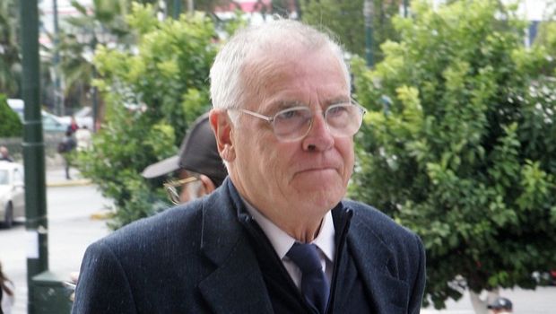 «Θα πάρουμε δύο…»