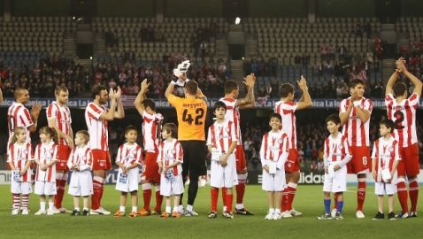 Η UEFA αποθεώνει Θρύλο