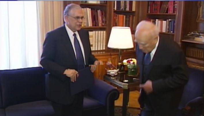 Τώρα- Ξεκίνησε η συνάντηση στο Προεδρικό