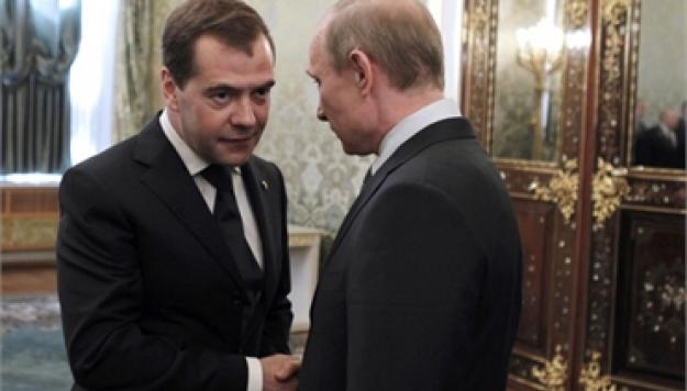 “Ξεχάστε” τον Μεντβέντεφ