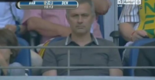 Ο Μουρίνιο “τσεκάρει” Μόουρα