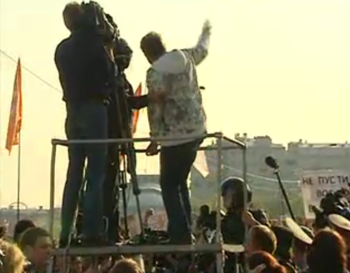 Συνέλαβαν στελέχη της αντιπολίτευσης