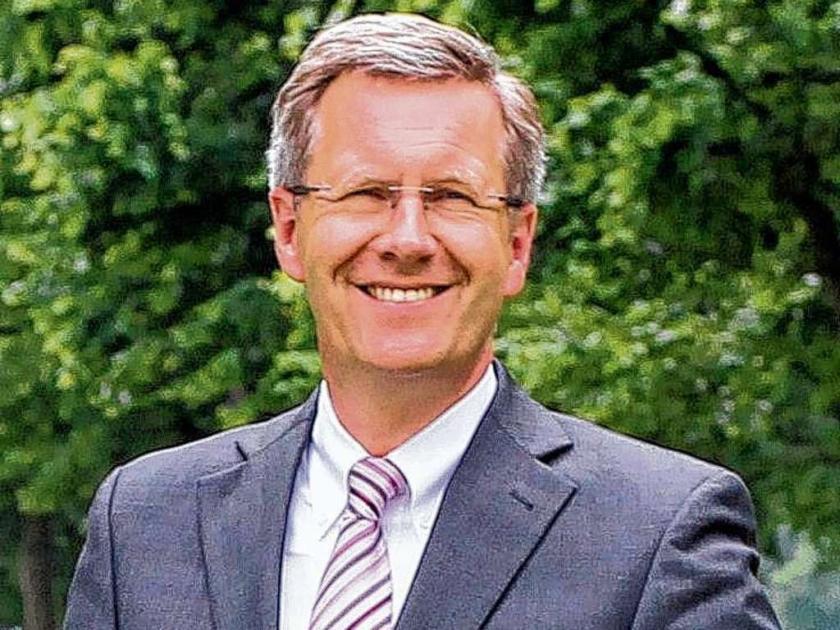 Γύρισε από το μοναστήρι…!