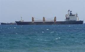 Ανετράπη πλοίο στη Ζάκυνθο