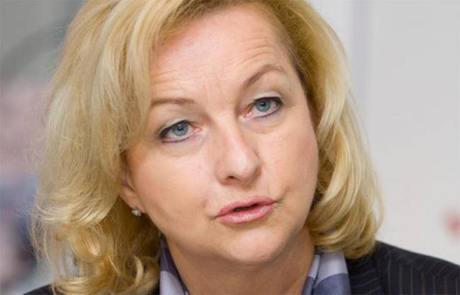 ”Δεν μπορεί να φεύγει η Ελλάδα”