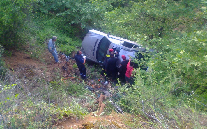 Έπεσε στον γκρεμό