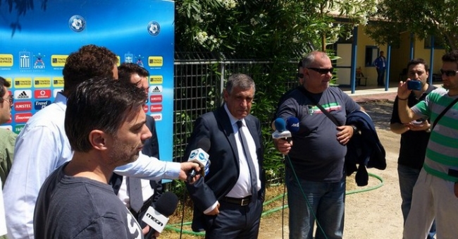 Τα “έχωσε” στις ομάδες ο Σάντος