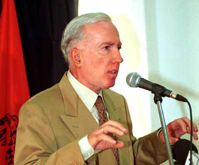 Κατά του γιου του ο Κ.Πλεύρης