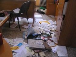 Βανδάλισαν το Εργατικό Κέντρο