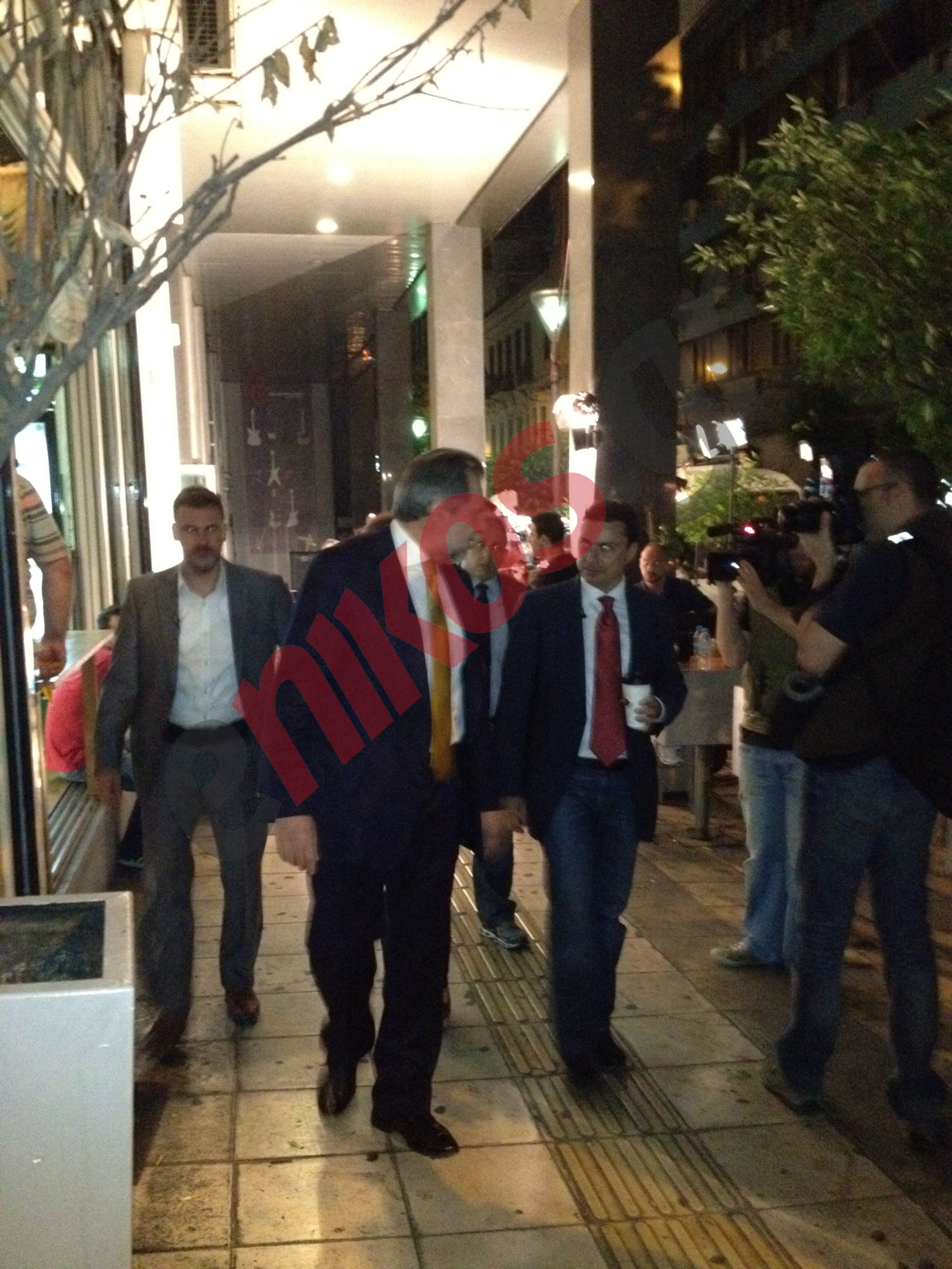 Ο Χ.Παπουτσής αποχωρεί