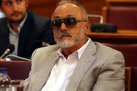 “Το εμείς πάνω απ’ το εγώ”