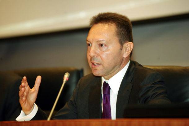 Στο τραπέζι η Ανάπτυξη