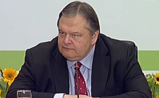 Βενιζέλος: «Κορυφαία ψέματα»