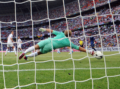 Αγγλία και Γαλλία στους “8”