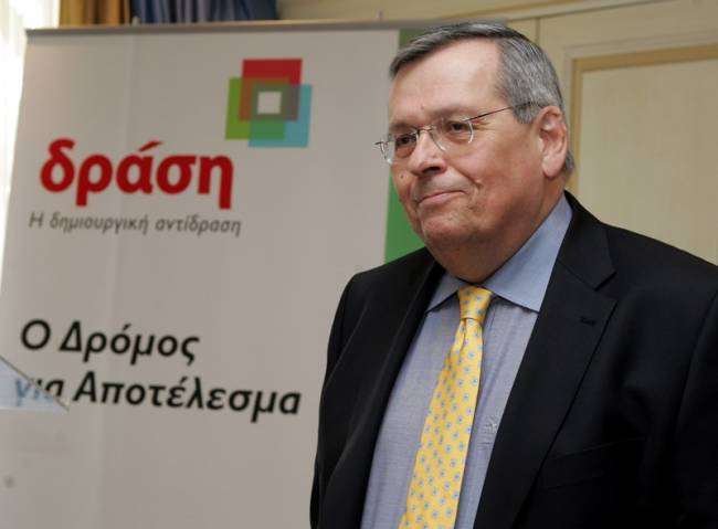 Παραιτήθηκε ο Μάνος