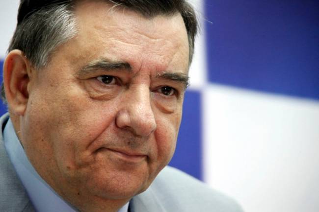 Ο Γ. Καρατζαφέρης στον Ν. Χατζηνικολάου