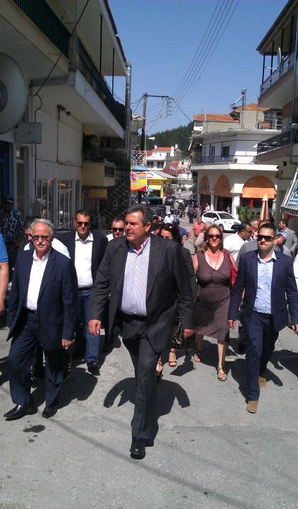 Οι φωτογραφίες Καμμένου