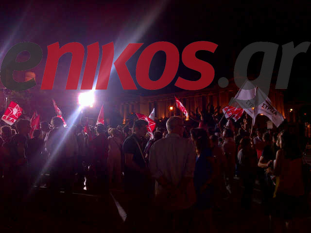 Σε λίγο-Στα Προπύλαια ο Τσίπρας