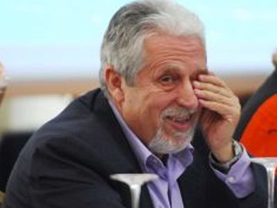 Ο Μανώλης και η “βρώμικη δουλειά”