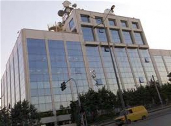 Μολότοφ στον ΣΚΑΪ