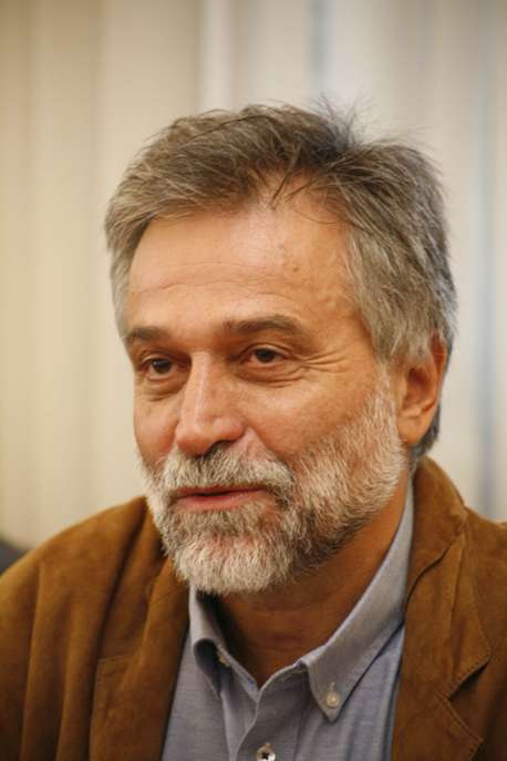 “Παράθυρο” αφήνει η ΔΗΜΑΡ