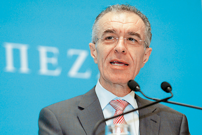 Ορκίζεται ο Ράπανος