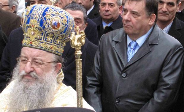 Τι είπαν Άνθιμος – Καρατζαφέρης