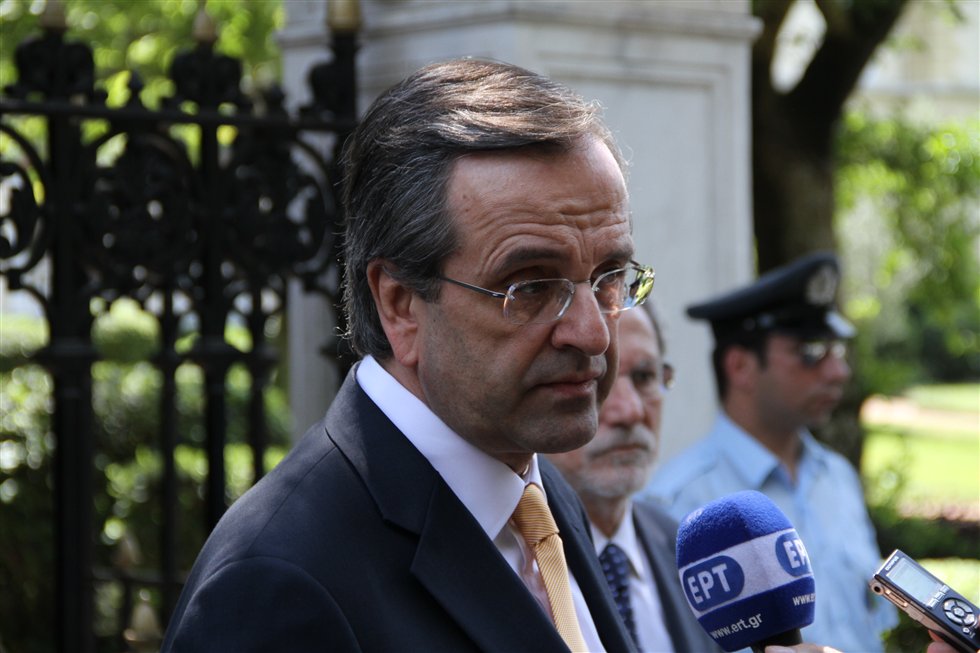 Σε ποιους τηλεφώνησε ο Σαμαράς