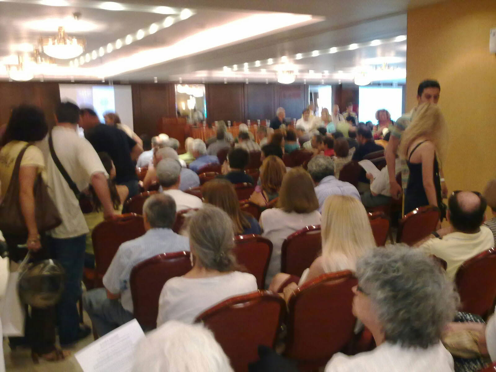 Τώρα-‘Ενταση στην συνέλευση του ΕΔΟΕΑΠ