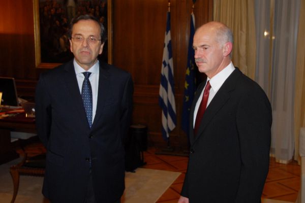 “Περαστικά” από τον Παπανδρέου