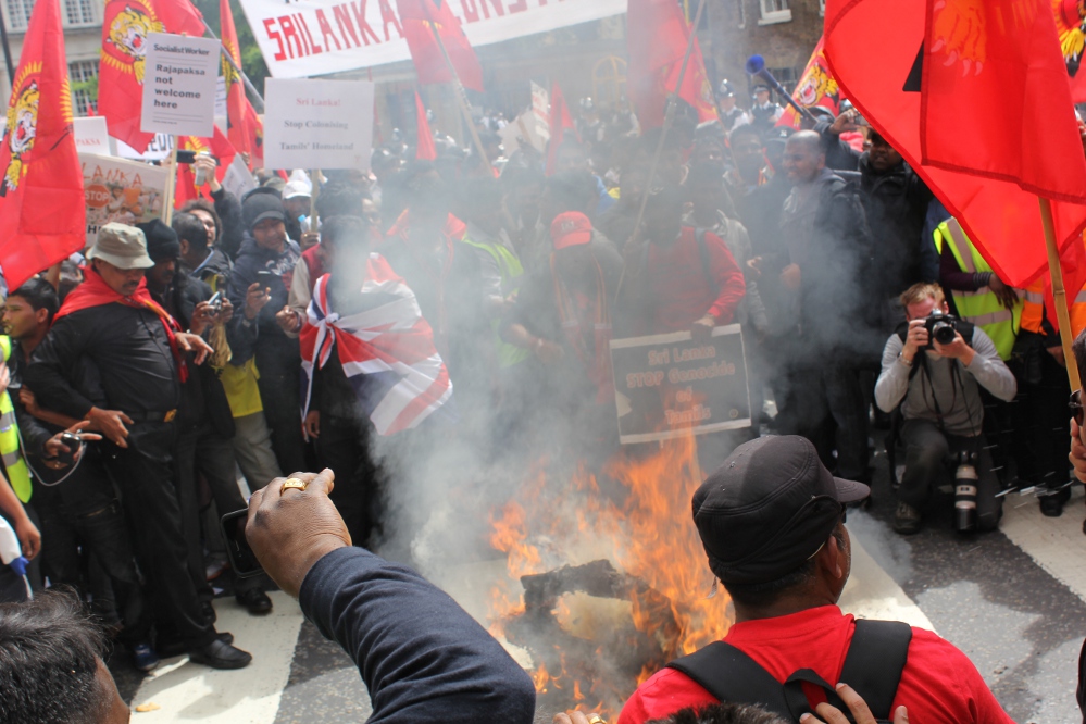 Έντονες διαμαρτυρίες στο Λονδίνο