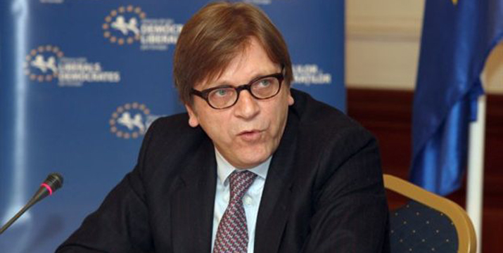 Φέρχοφστατ: “Μειώστε τα επιτόκια”