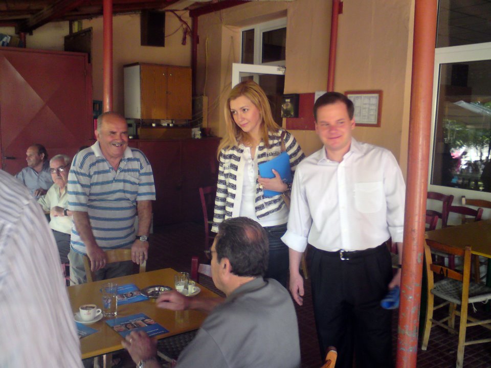 Στις γειτονιές ο Καραμανλής “junior”